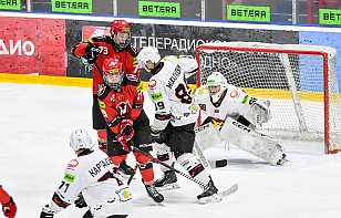 «Прогресс» обменялся победами с «Рысями» в заключительной мини-серии в 2025 году