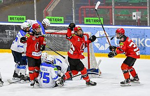 «Прогресс» забирает четыре очка в серии с «Медведями»