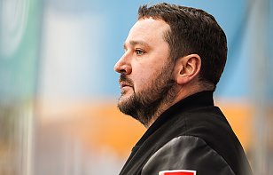 Андрей Коршунов: парни хорошо играли, особенно мы увидели это в третьем периоде, когда многие из наших хоккеистов ложились под шайбы