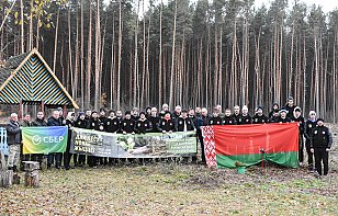 Хоккейный клуб «Неман» присоединился к акции «Дай лесу новае жыццё!»